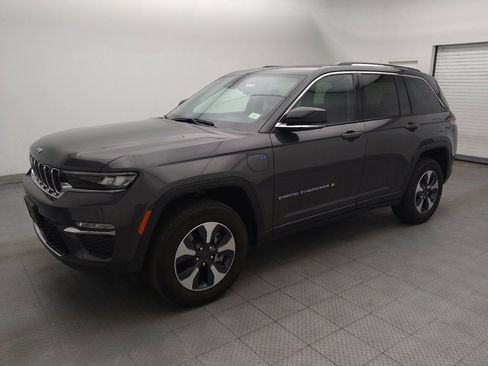 Used 2023 Jeep Grand Cherokee 4WD 4xe image 2