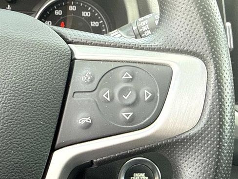 Used 2023 GMC Terrain SLE w/ Driver Convenience Package FWD image 24