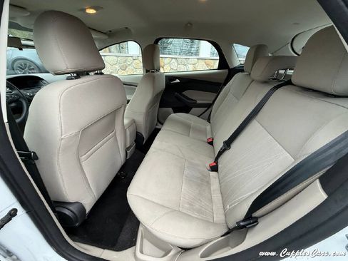 Used 2017 Ford Focus SE FWD image 22