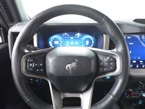Used 2025 Ford Bronco Outer Banks image 14