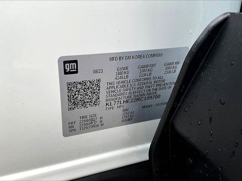 Used 2024 Chevrolet Trax LT w/ Driver Confidence Package image 11