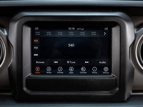 Used 2021 Jeep Gladiator Sport image 24