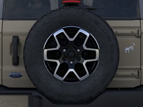 New 2026 Ford Bronco Outer Banks image 24