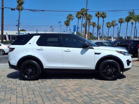 Used 2016 Land Rover Discovery Sport HSE AWD/4WD image 6
