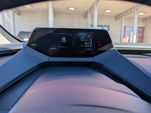 Used 2025 Toyota Prius LE image 16