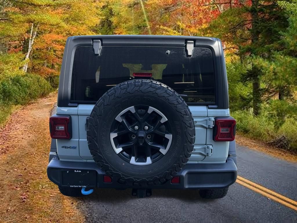 Used 2024 Jeep Wrangler Unlimited Rubicon 4xe AWD/4WD image 5