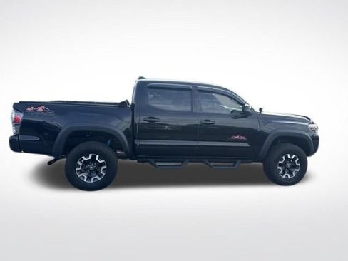 Used 2023 Toyota Tacoma TRD Off-Road w/ TRD Premium Off Road Package AWD/4WD image 6