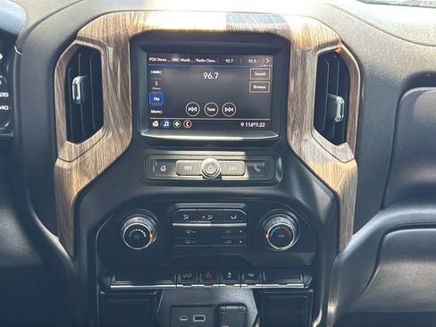 Used 2021 Chevrolet Silverado 1500 Custom RWD image 12