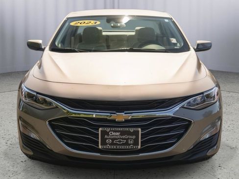 Used 2023 Chevrolet Malibu LT FWD image 15