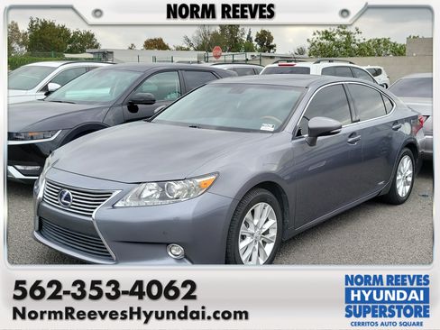 Used 2014 Lexus ES 300h w/ Luxury Package w/Bamboo Trim FWD image 1