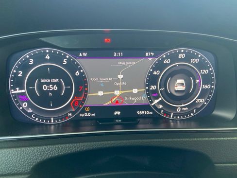 Used 2018 Volkswagen Golf R 4-Door AWD/4WD image 21