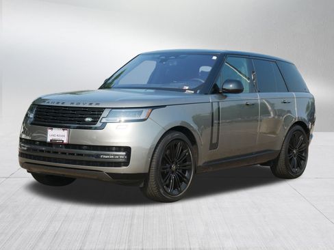 Used 2023 Land Rover Range Rover SE image 1
