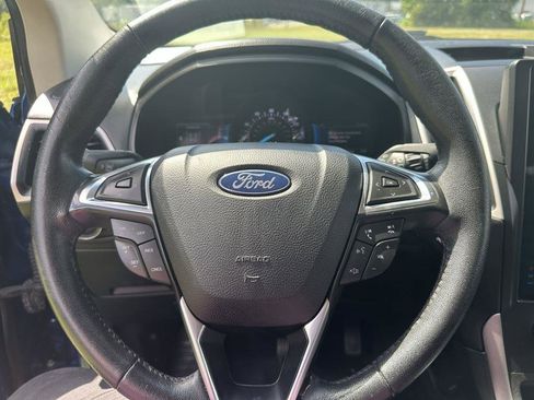 Used 2022 Ford Edge SEL image 10