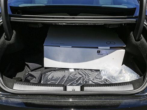 New 2025 Mercedes-Benz CLA 250 image 31