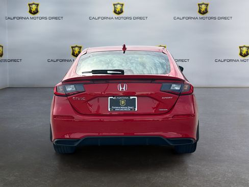 Used 2025 Honda Civic Sport image 4