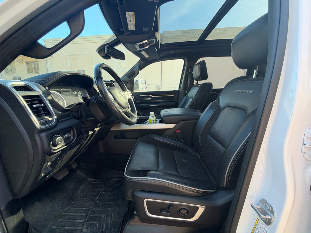 Used 2019 RAM 1500 Laramie AWD/4WD image 27