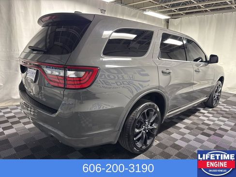 Used 2022 Dodge Durango SXT w/ Blacktop Package image 6