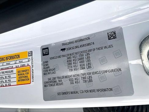 Used 2025 GMC Yukon XL Denali AWD/4WD image 19