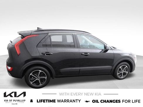 New 2026 Kia Niro LX FWD image 4