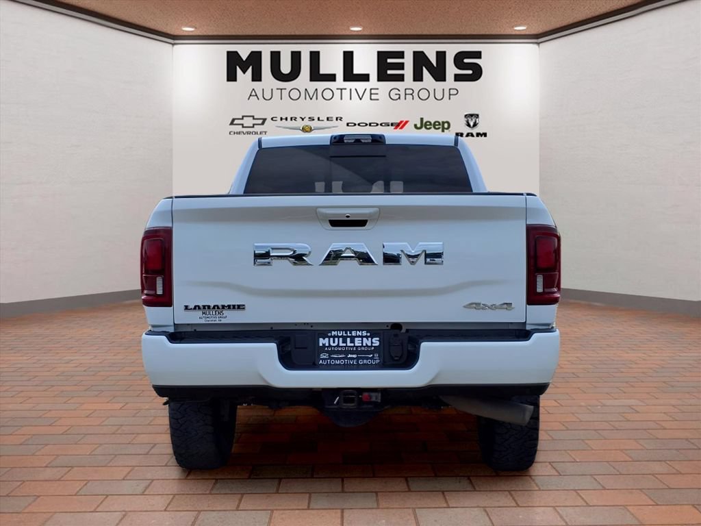Used 2025 RAM 2500 Laramie AWD/4WD image 6