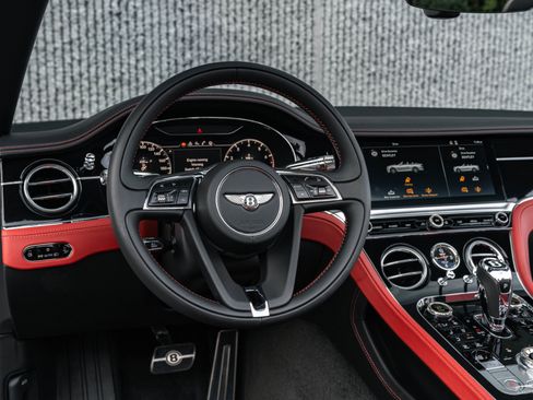 Used 2020 Bentley Continental GT AWD/4WD image 41