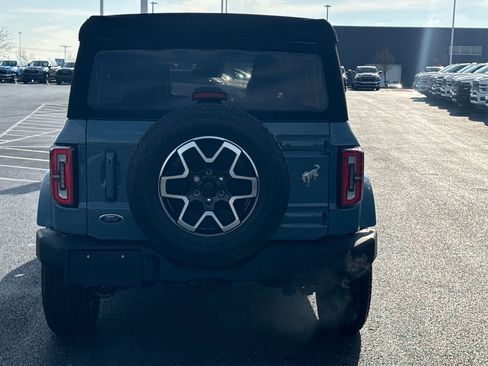 Used 2023 Ford Bronco Outer Banks image 4