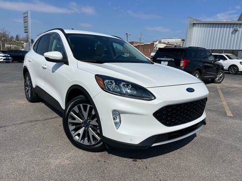 Used 2020 Ford Escape Titanium image 1