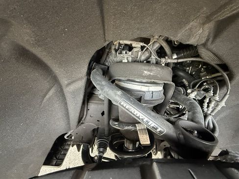 Used 2023 GMC Yukon Denali AWD/4WD image 14