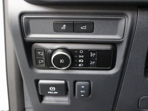 Used 2024 Ford Expedition Platinum image 61