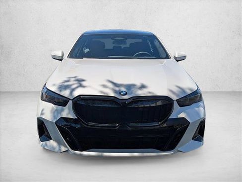 New 2027 BMW 530i w/ M Sport Package RWD image 3