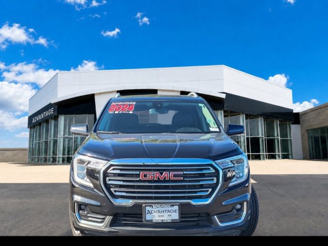 Certified 2024 GMC Terrain SLT AWD/4WD image 3