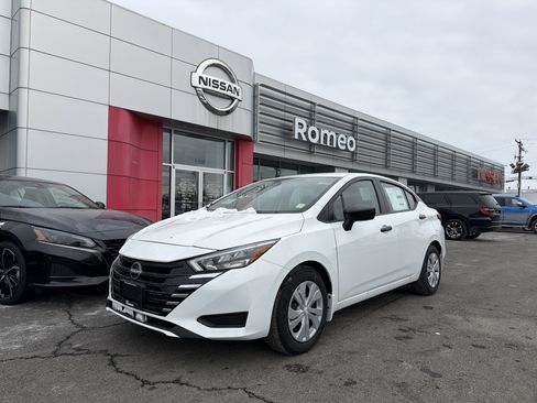 Used 2025 Nissan Versa S w/ Trunk Package image 1