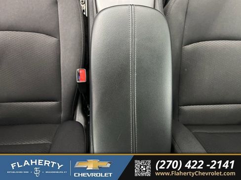 Used 2024 Chevrolet Malibu LT image 32