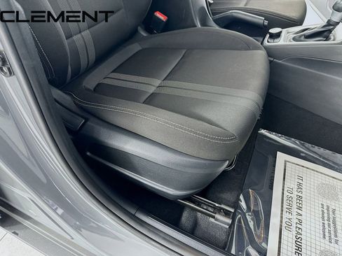 Used 2022 Hyundai Venue SEL w/ Cargo Package FWD image 33