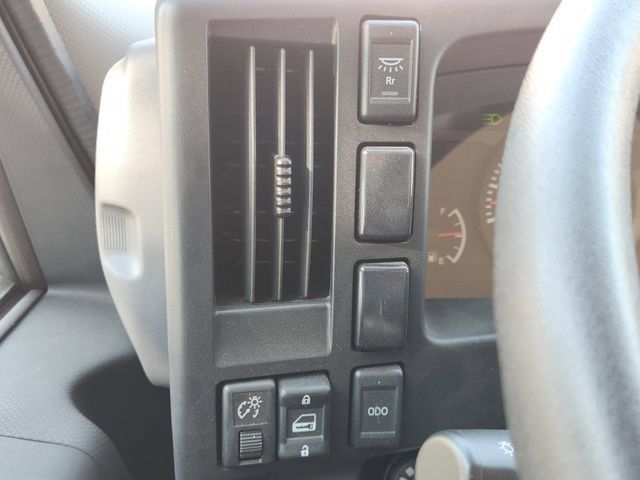 New 2024 Chevrolet Low Cab Forward RWD image 24