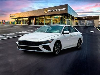 New 2025 Hyundai Elantra Limited