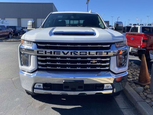 Used 2021 Chevrolet Silverado 2500 LTZ w/ LTZ Convenience Package image 2