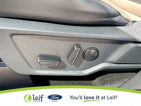 Used 2023 Ford Bronco Wildtrak image 18