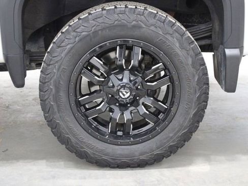 Used 2024 GMC Sierra 2500 Denali w/ Denali Reserve Package image 46