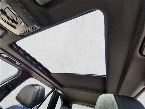 Used 2018 BMW X5 sDrive35i RWD image 16