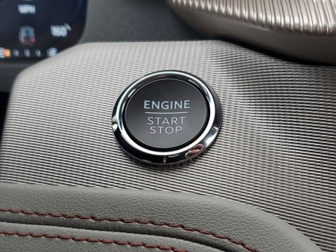 New 2026 Ford Explorer Active w/ Active Comfort Package image 14