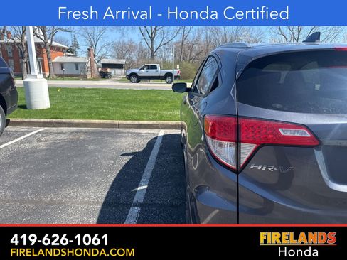 Used 2019 Honda HR-V Touring image 8