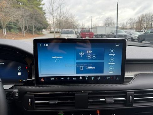 New 2026 Lincoln Corsair Premiere image 17