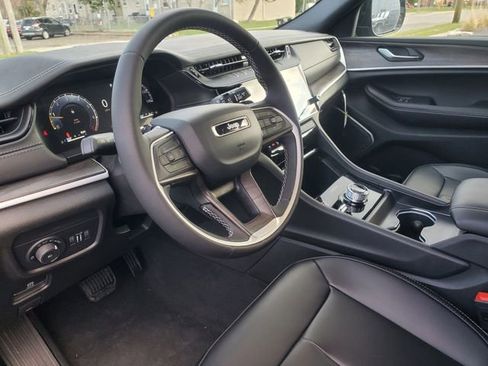 New 2026 Jeep Grand Cherokee L Limited w/ Limited Altitude Package image 11