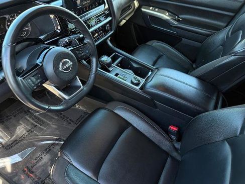 Certified 2025 Nissan Pathfinder SL AWD/4WD image 17
