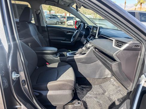 Used 2024 Toyota RAV4 XLE FWD image 19