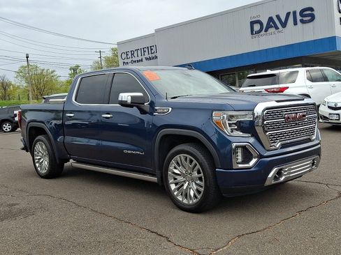 Used 2019 GMC Sierra 1500 Denali w/ Denali Ultimate Package AWD/4WD image 3
