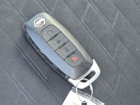 Used 2024 Nissan Kicks SV FWD image 32