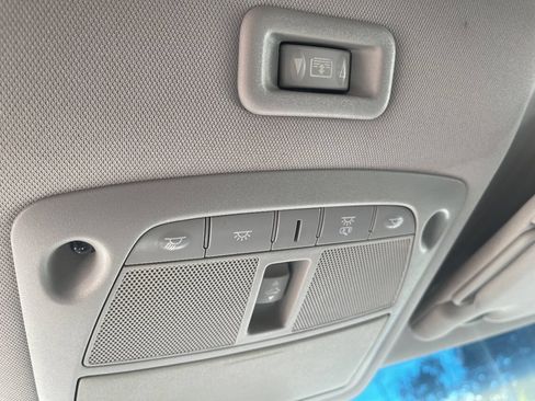 Used 2014 Nissan Pathfinder Platinum w/ Platinum Premium Package AWD/4WD image 19
