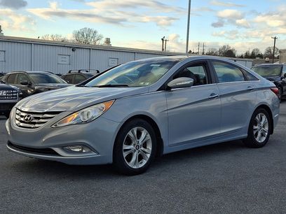 Used 2012 Hyundai Sonata Limited w/ Navigation Pkg